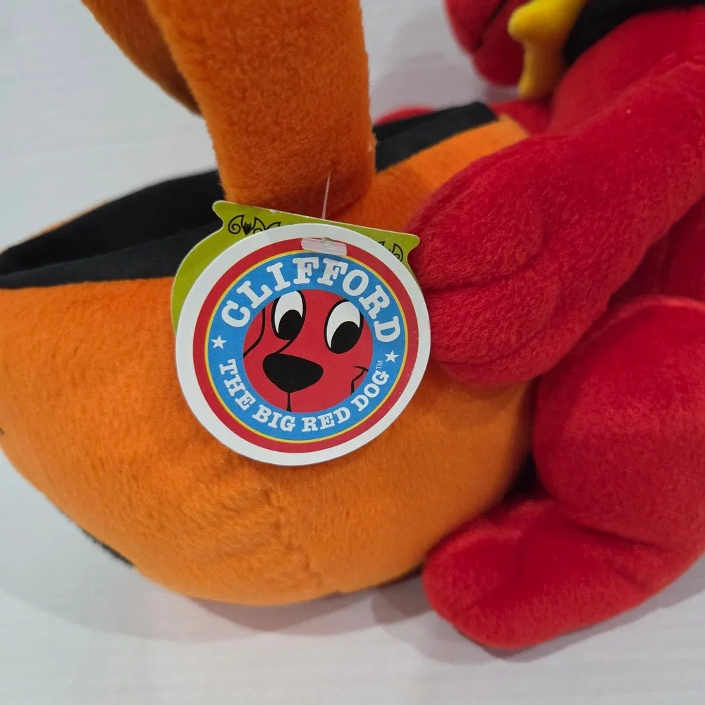 Clifford The Big Red Dog Plush Halloween Pumpkin Treat Bucket Target 2004